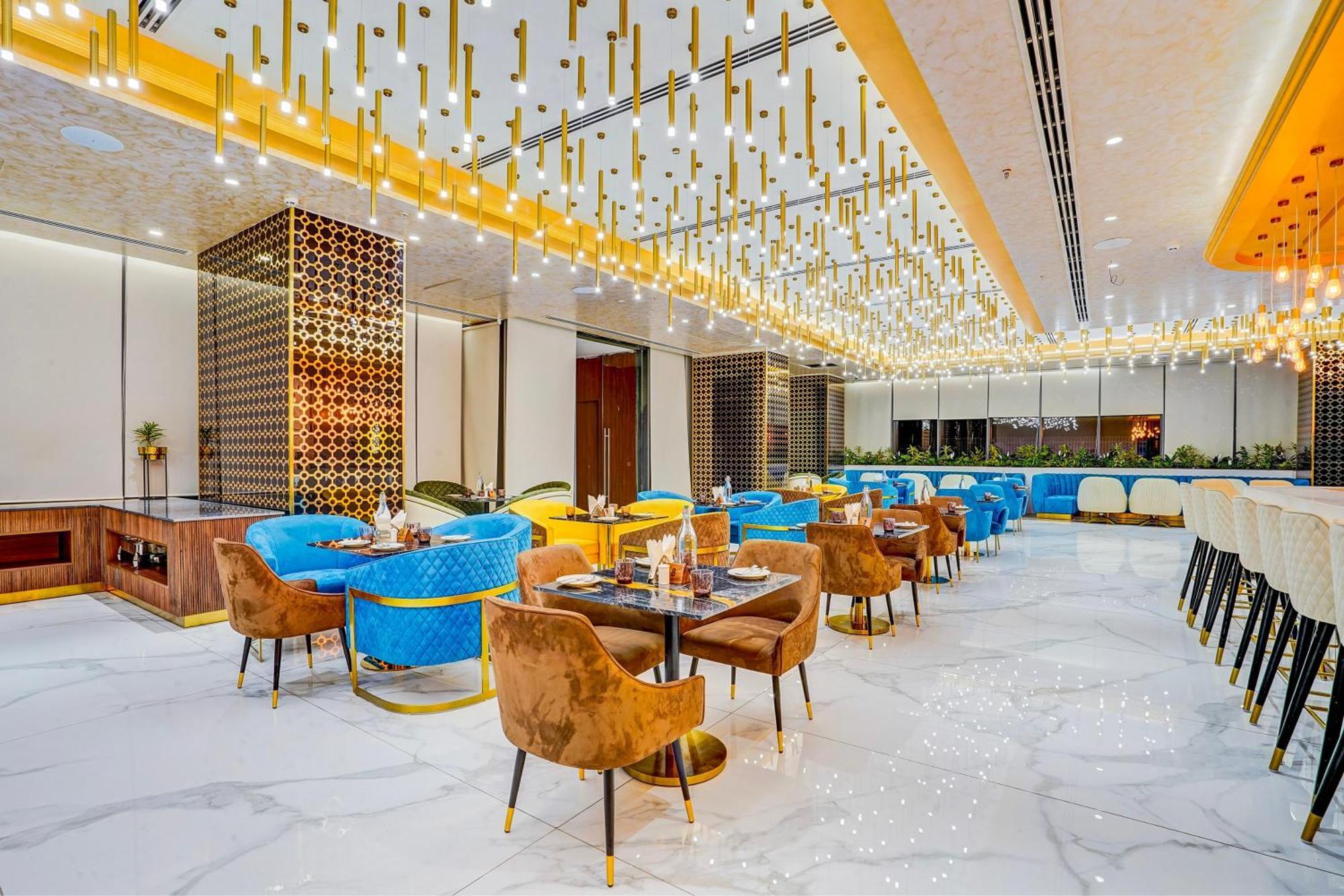 Sunday Hotels And Residences Gurgaon Exterior photo